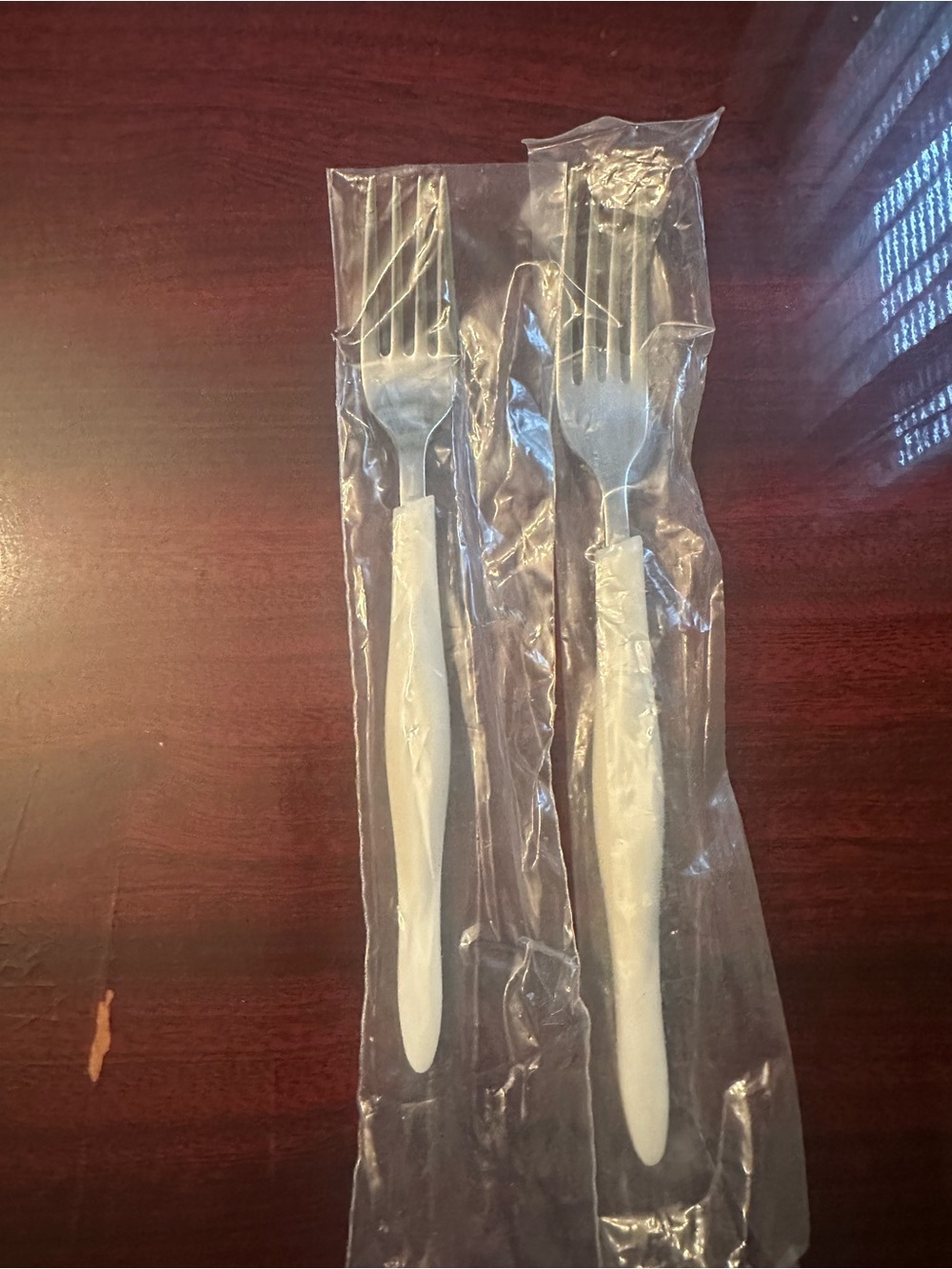 Cutco White Handle Stainless Steel 4-Piece Flatware Set - Picture 4 of 6